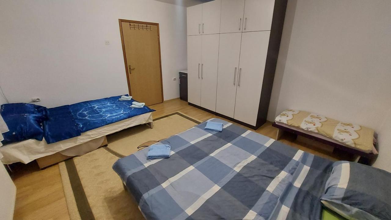 Mini Hill Apartment Sarajevo Bagian luar foto