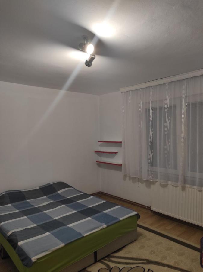 Mini Hill Apartment Sarajevo Bagian luar foto